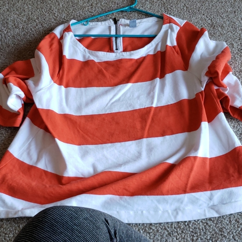 3/4 sleeve shirt